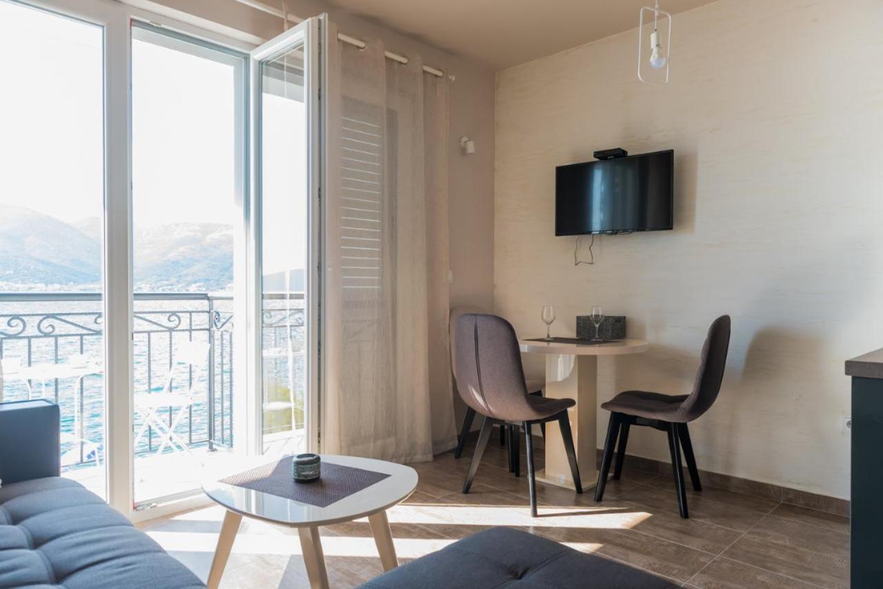 " Tiamat " Apartmani 티바트 외부 사진