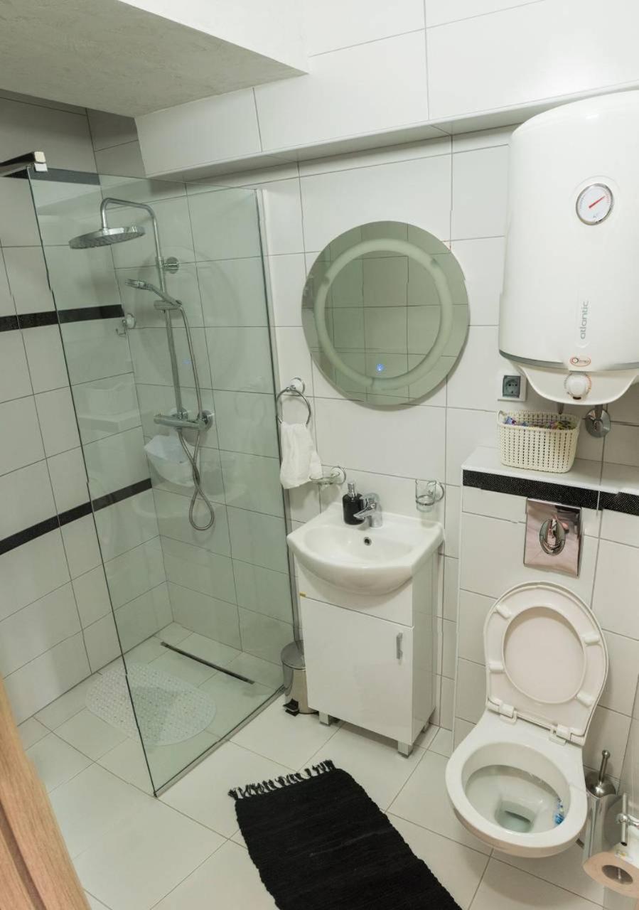 " Tiamat " Apartmani 티바트 외부 사진